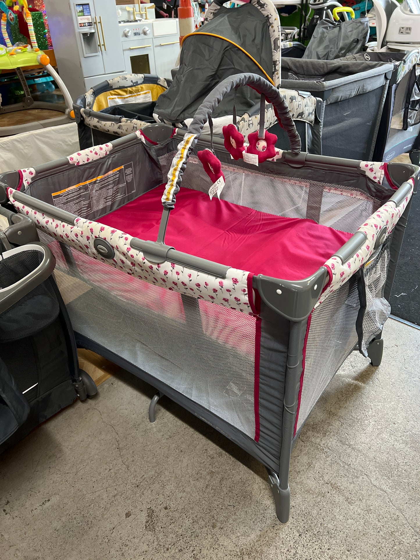 Graco Playard, Magenta