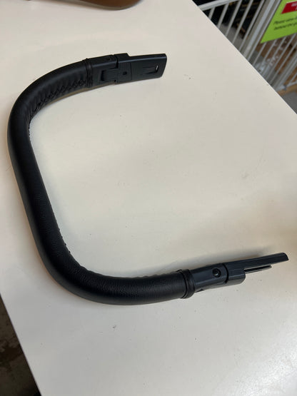 Nuna Mixx or Mixx2 Child Arm Bar, Black