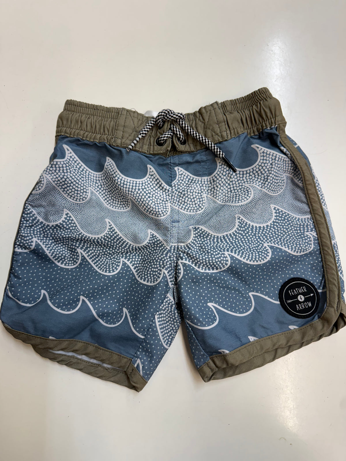 Feather 4 Arrow Swim Shorts, 2T
