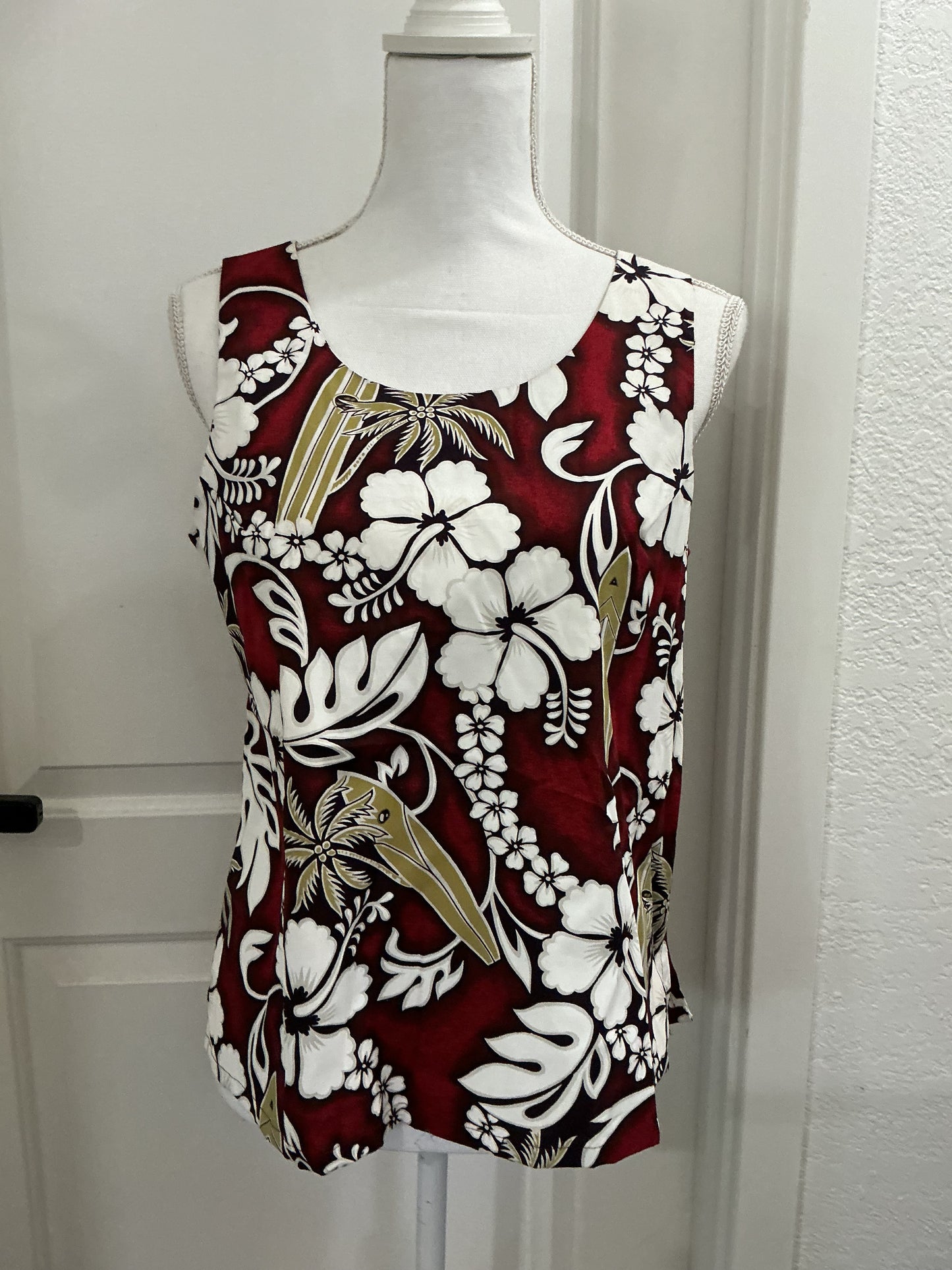 NWOT KY’s Hawaii Vintage Hawaiian Tank Top Size Medium