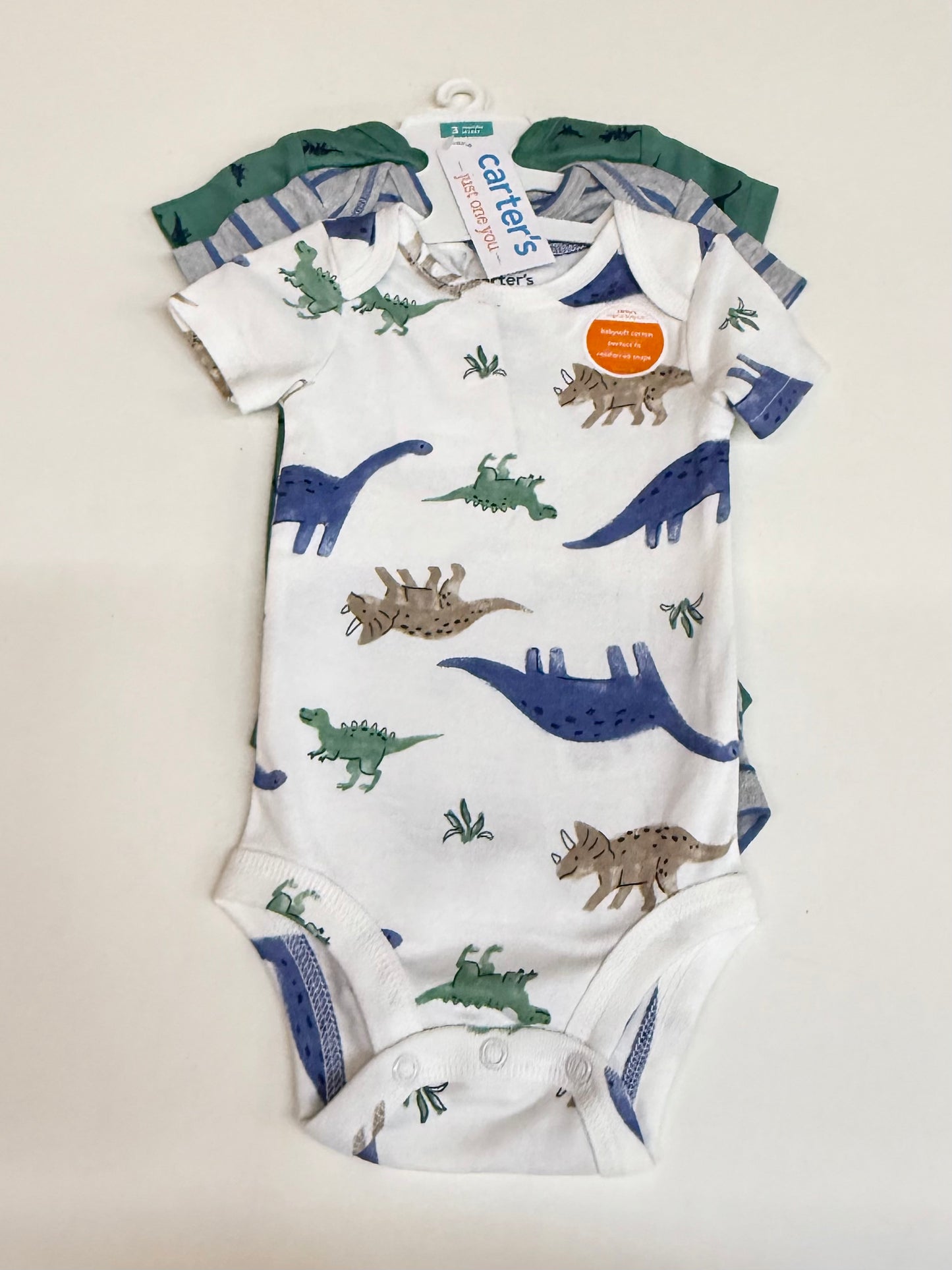 New Carter’s Dinosaur 3 Piece Set 0-3 months