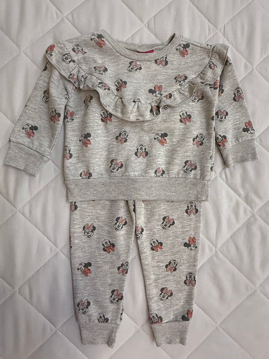 Minnie Mouse, 18 months