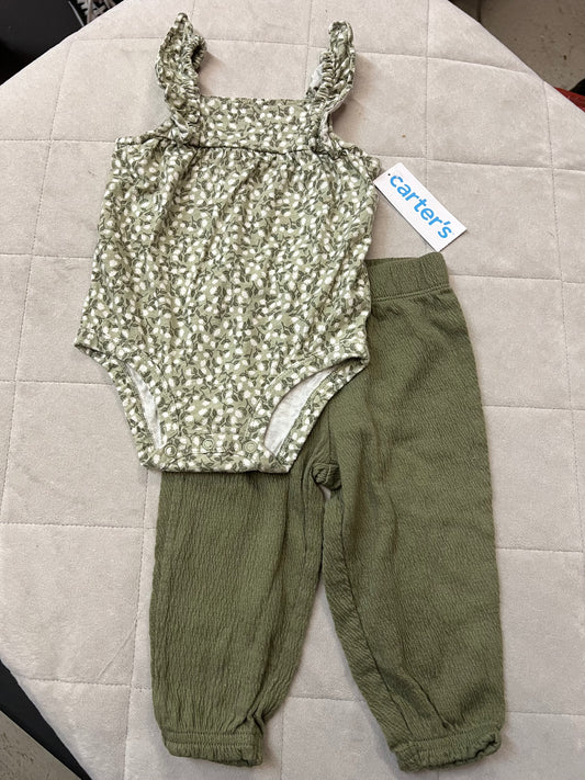 New Carter's 2pc Set, Size 9M