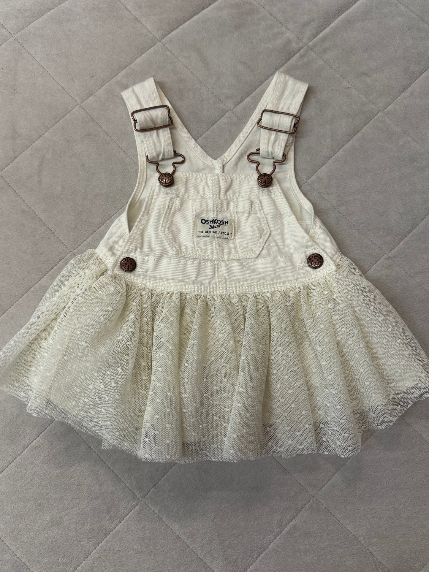 OshKosh B’gosh Overall, 0-3 months