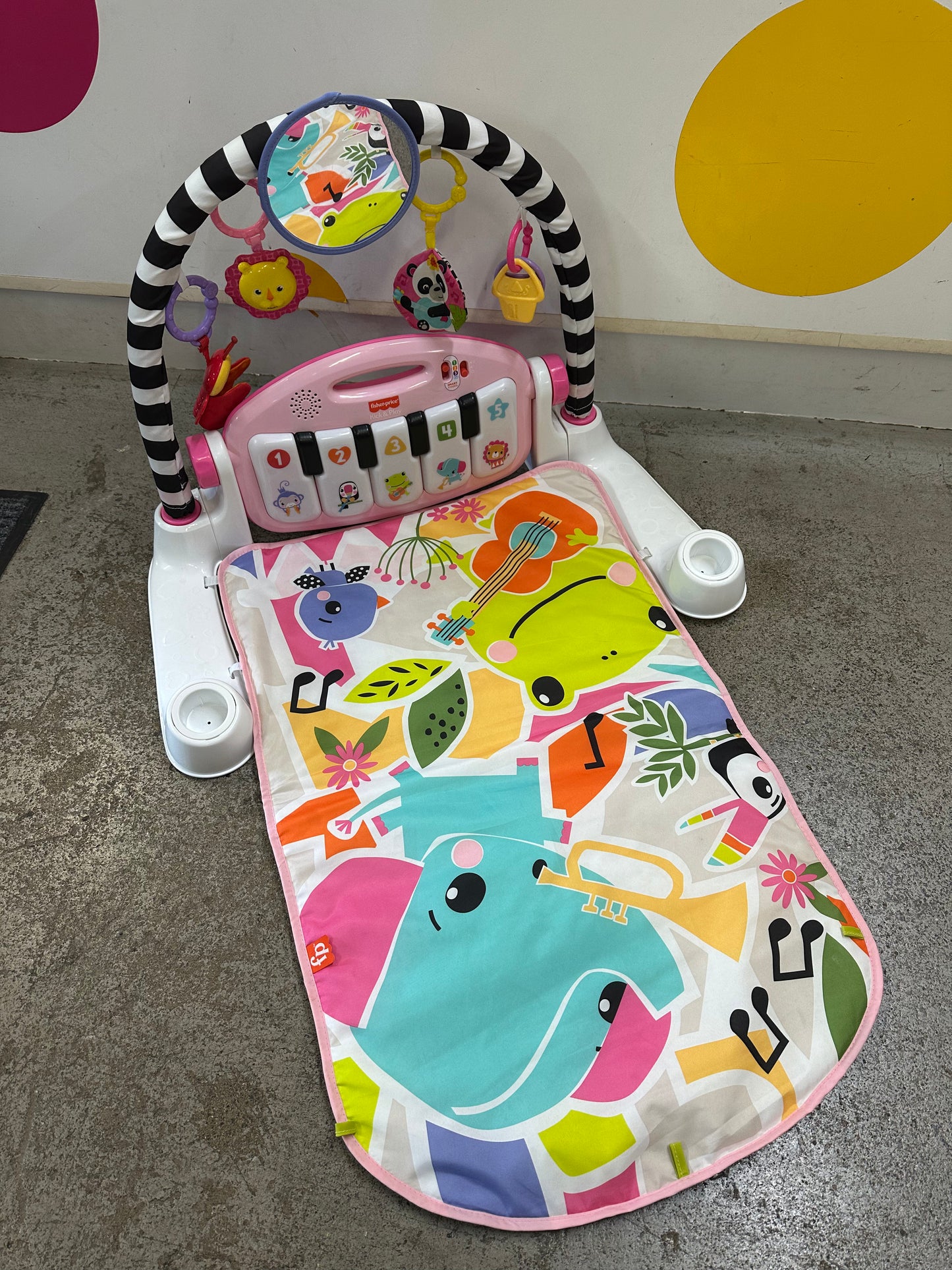 Fisher Price Kick n Play