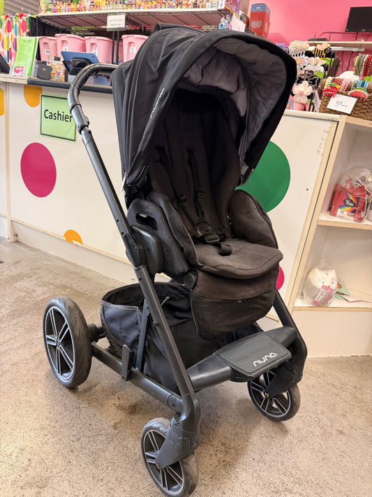 Nuna Mixx2 Stroller