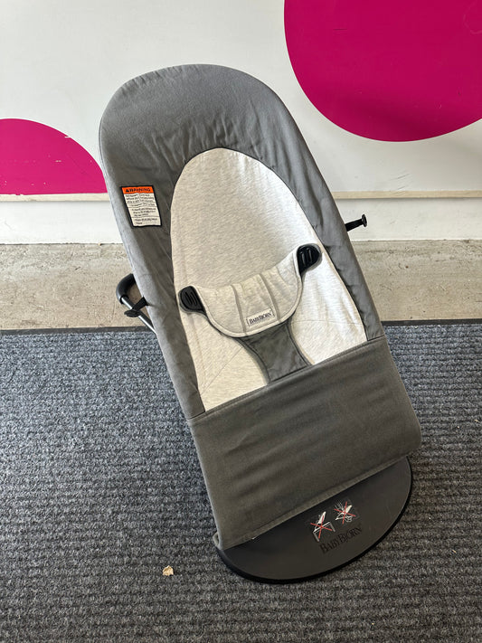 Baby Bjorn Bouncer, Grey
