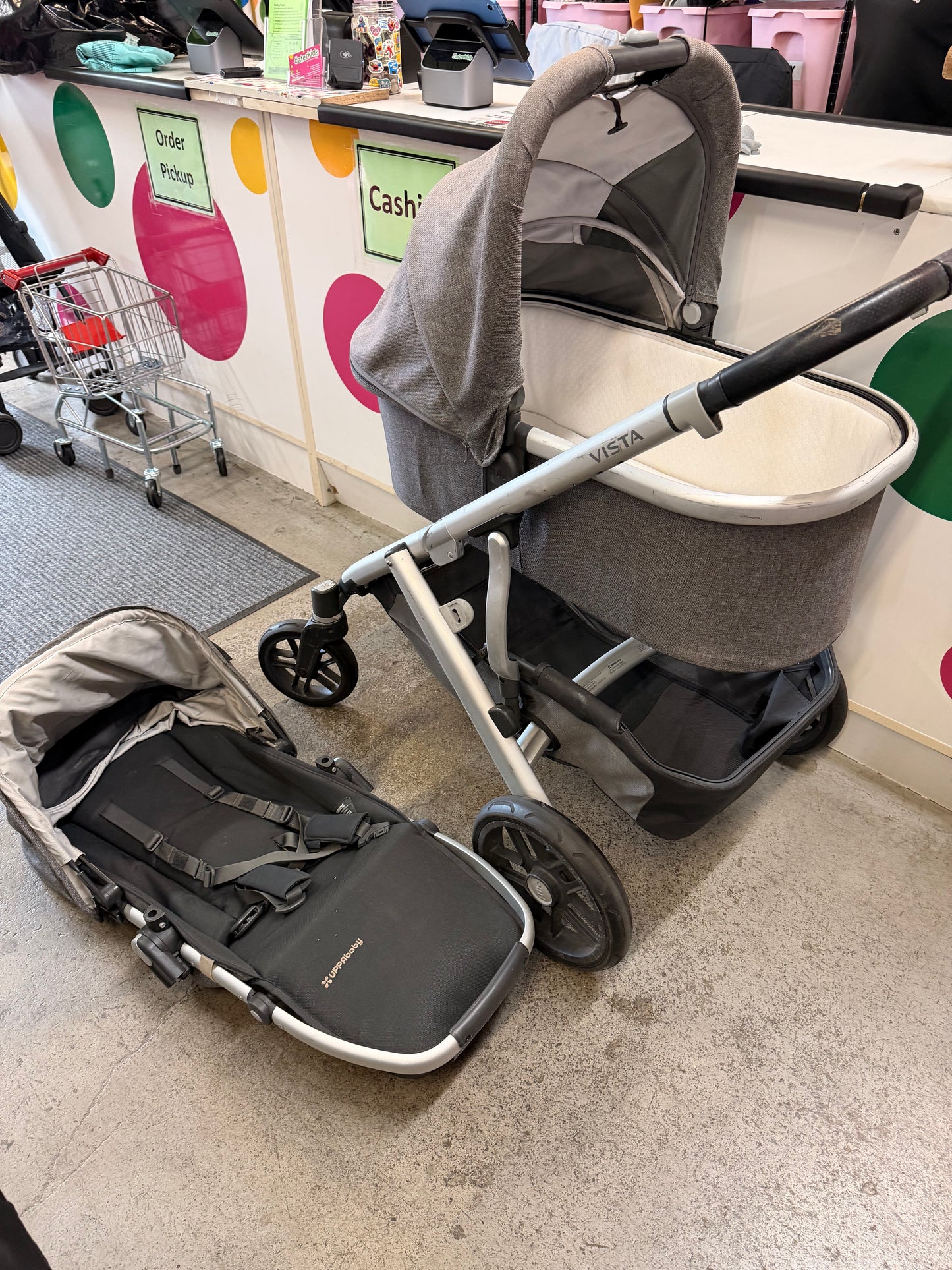Uppababy Vista w/ Bassinet