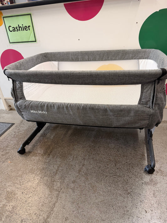 Milka Micky Bassinet