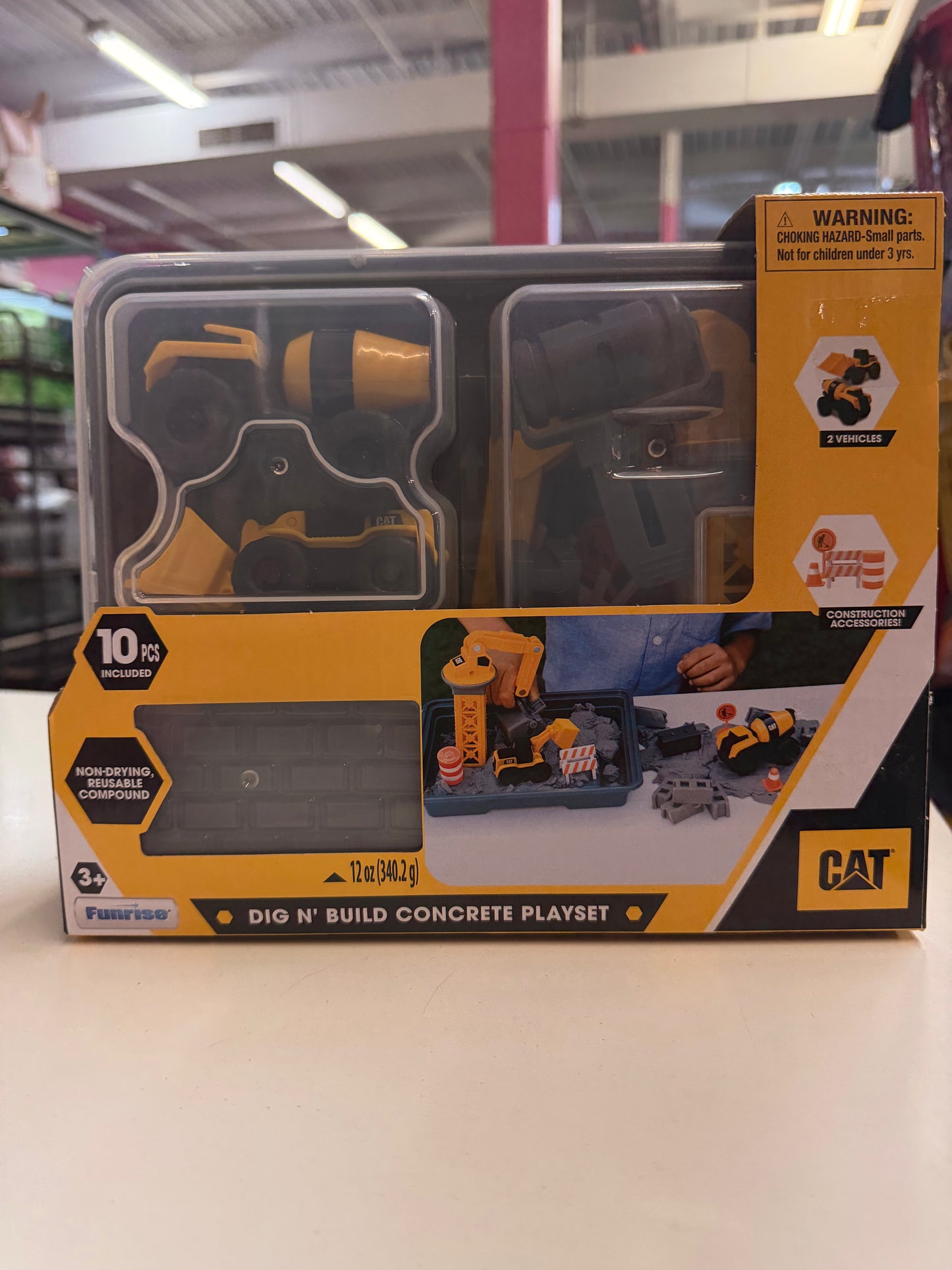 CAT Dig N’ Build Concrete Playset