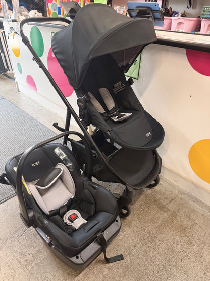 Britax Brook Stroller w / Car Seat