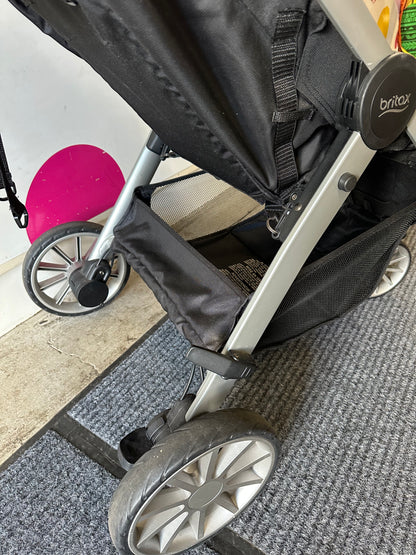 Britax B-Lively Stroller