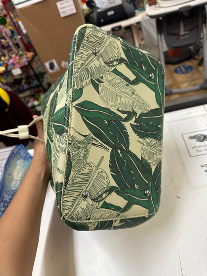 Lexbreezy Bucket Crossbody Bag