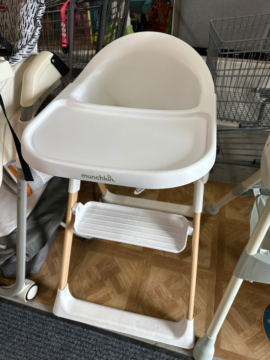 Munchkin High Chair
