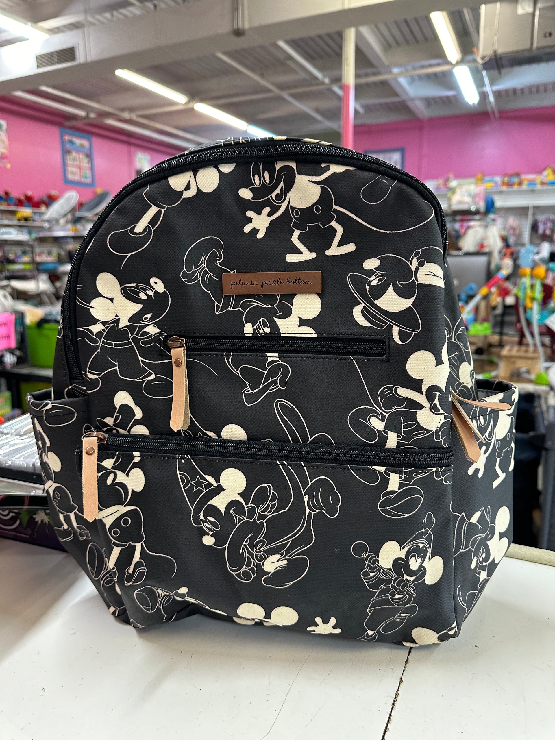 Petunia Pickle Bottom Mickey Mouse Diaper Backpack – Caterkids Hawaii display picture 1
