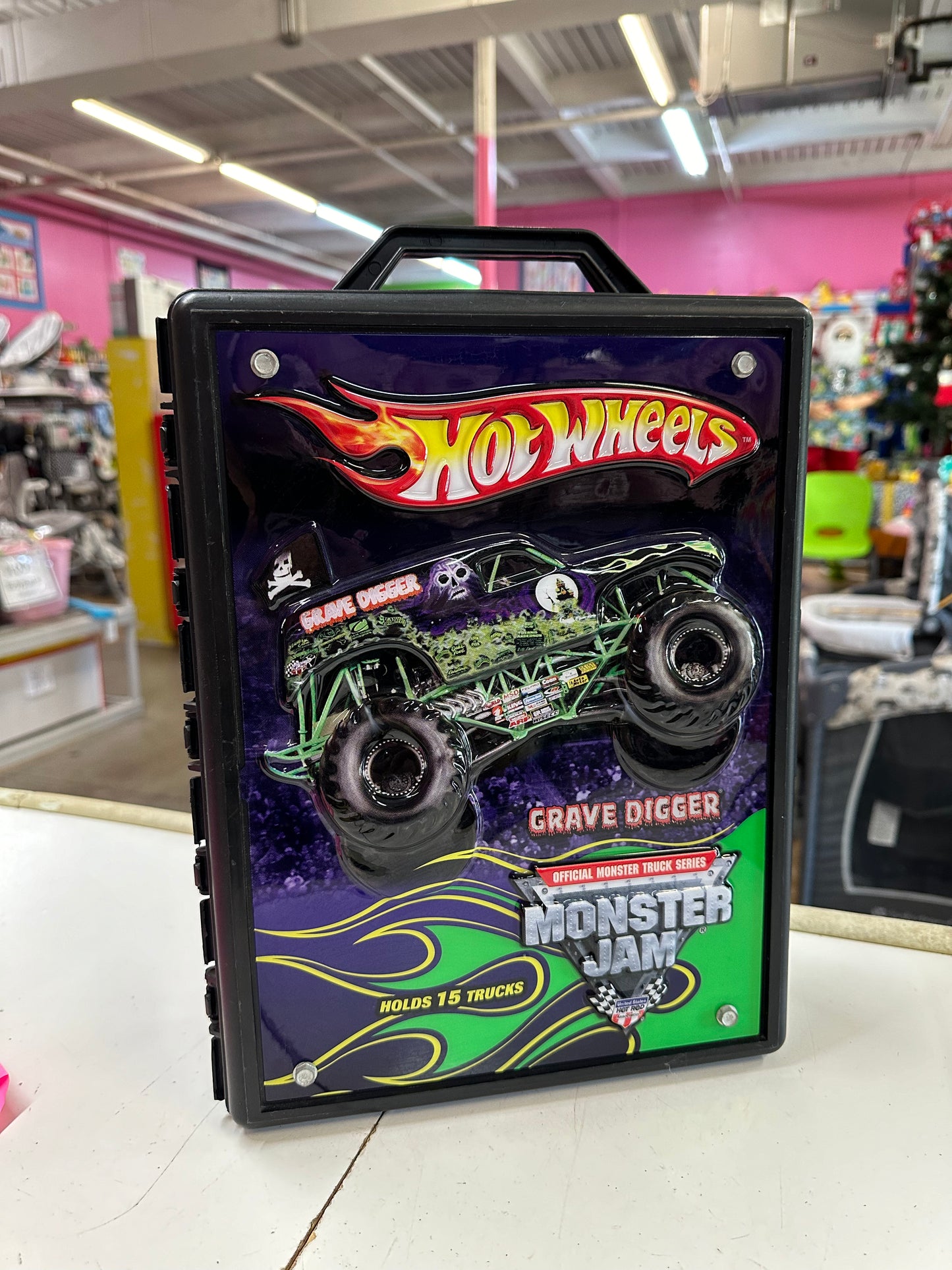 Hot Wheels Grave Digger Monster Jam Case