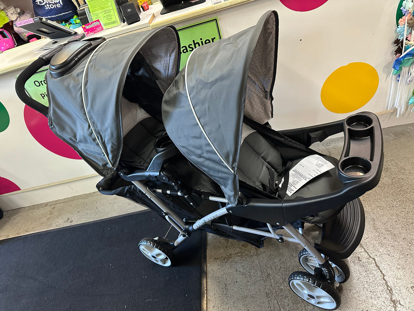 New Graco Duo Glider Double Stroller