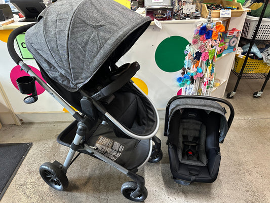 Evenflo Pivot Stroller