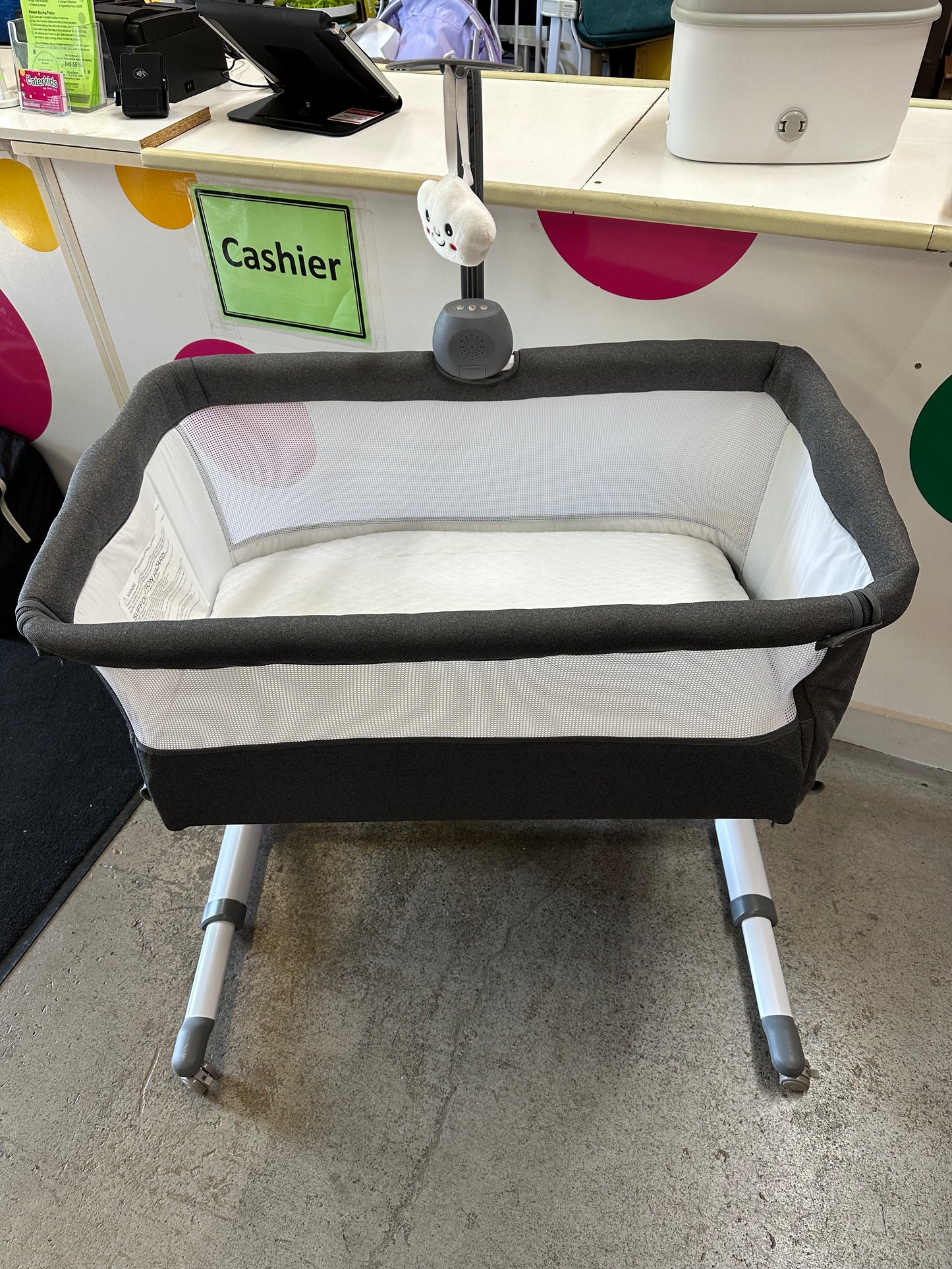 Ronbei Bassinet, Grey