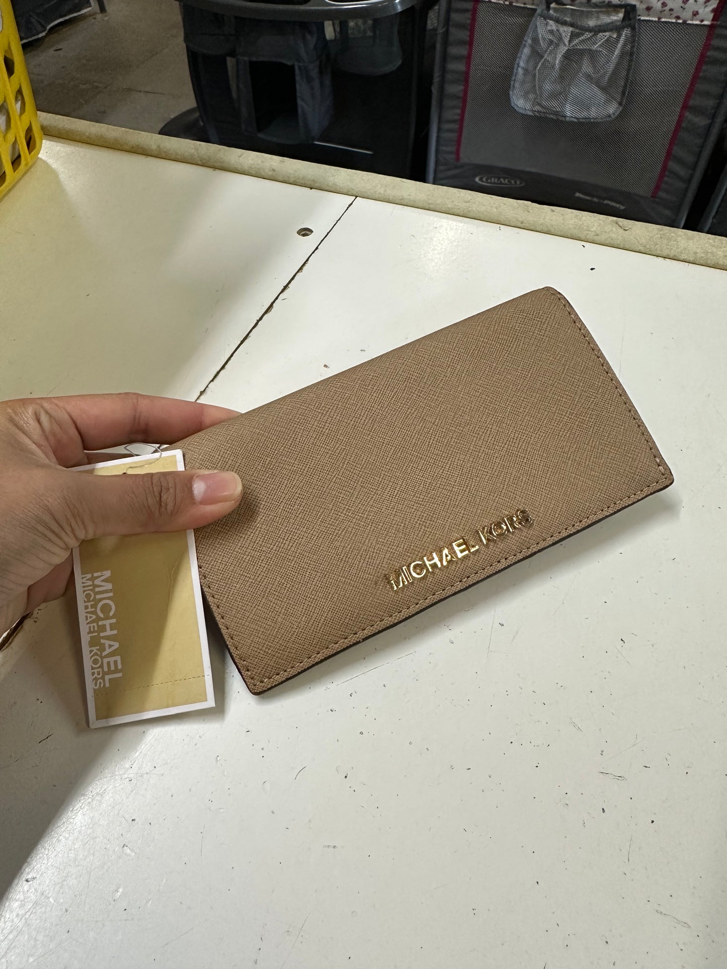 New Michael Kors Wallet, Brown