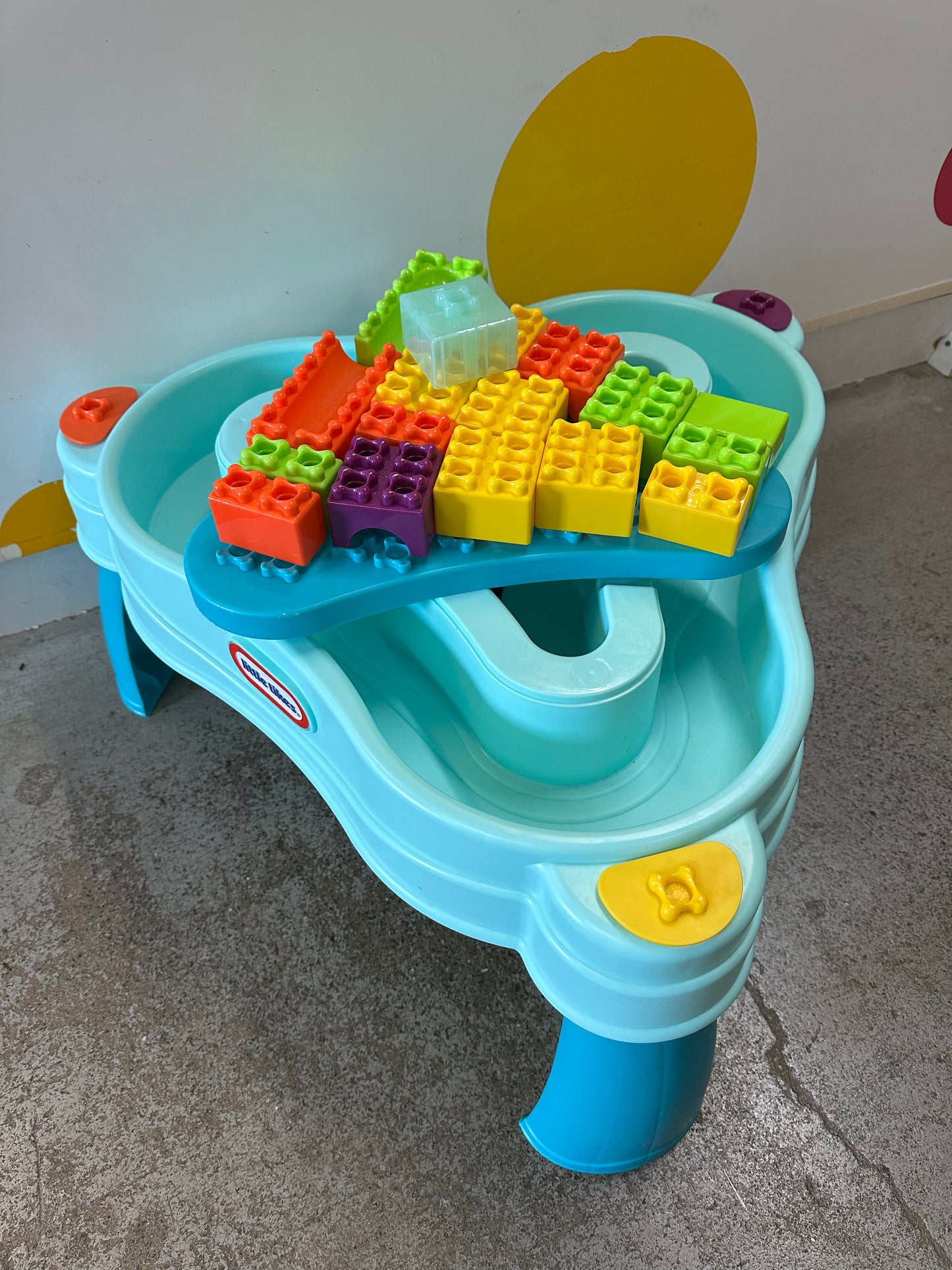 Little Tikes Water Table