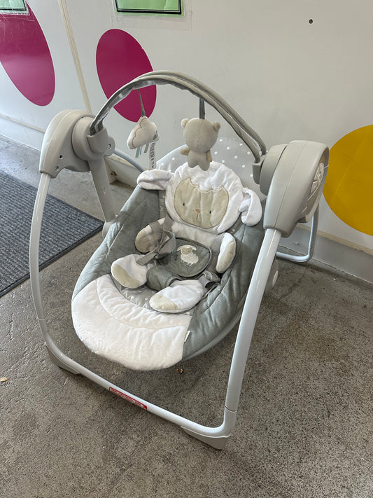 Ingenuity Comfort 2 Go Swing, Sheep