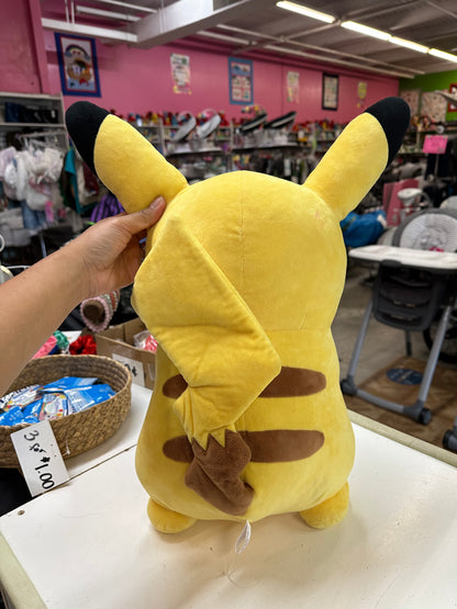 Large Pokemon, Pikachu