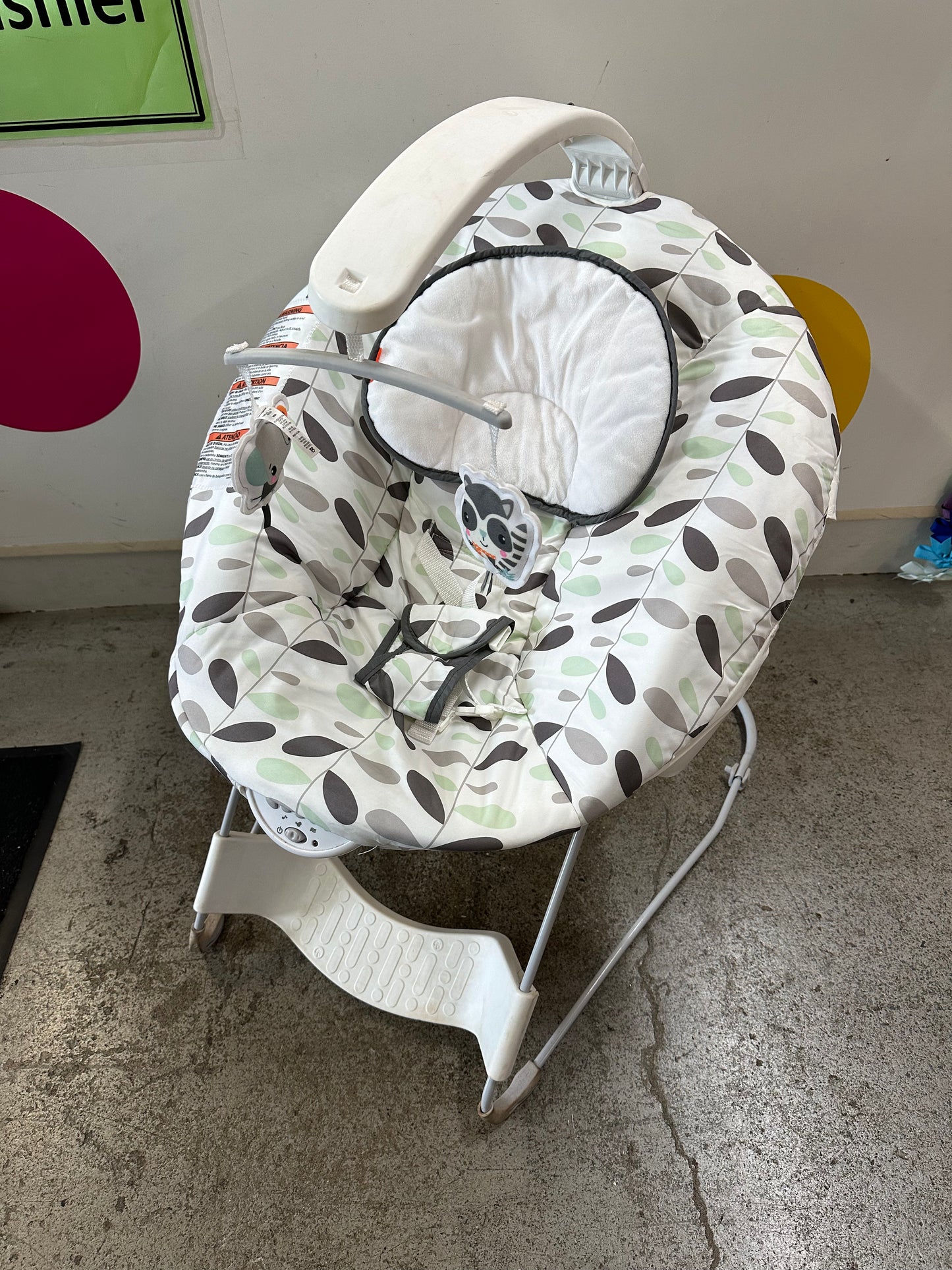 Fisher Price See & Soothe Deluxe Bouncer, Leaf