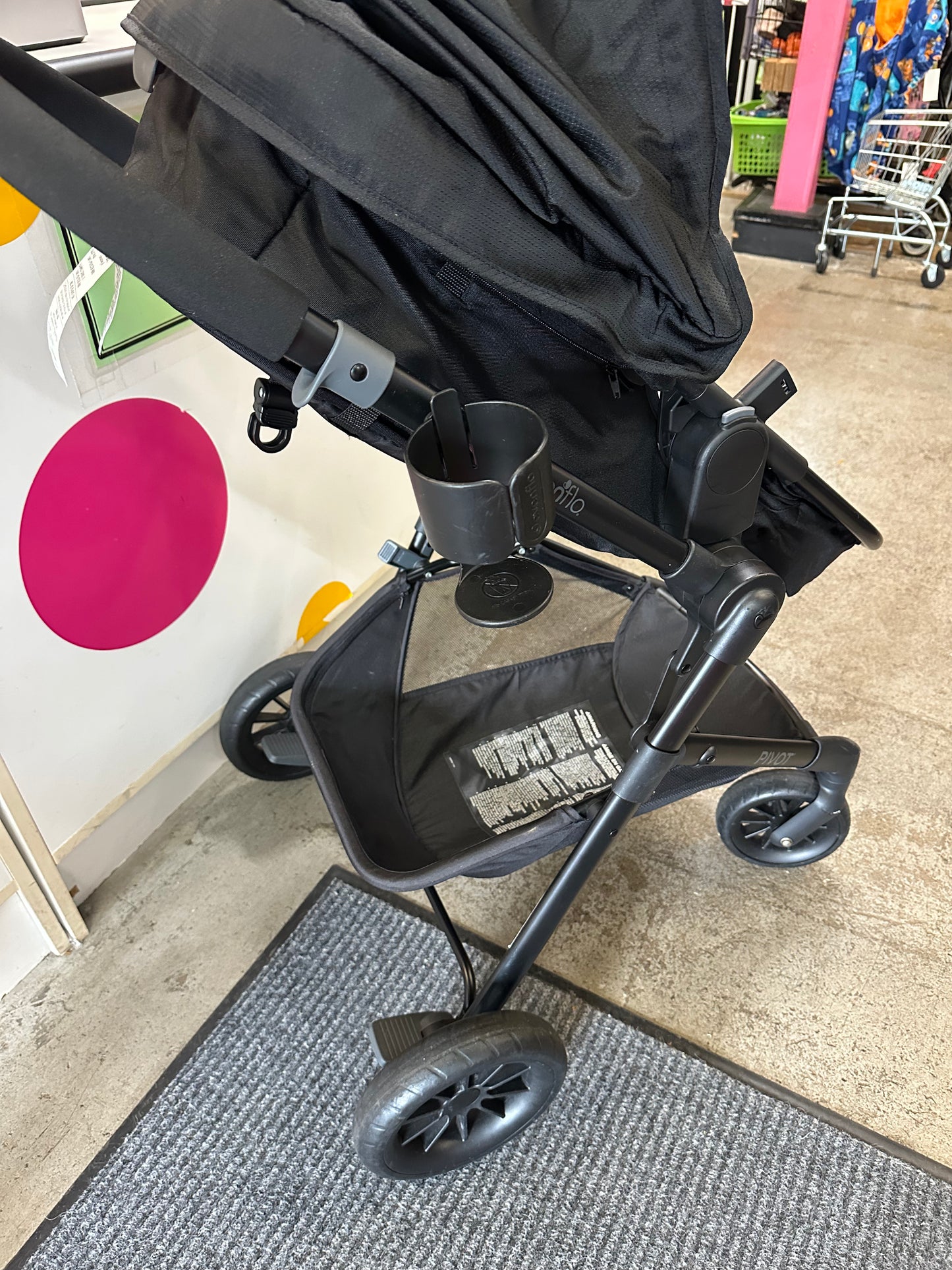 Evenflo Pivot Stroller, Blk/Grey
