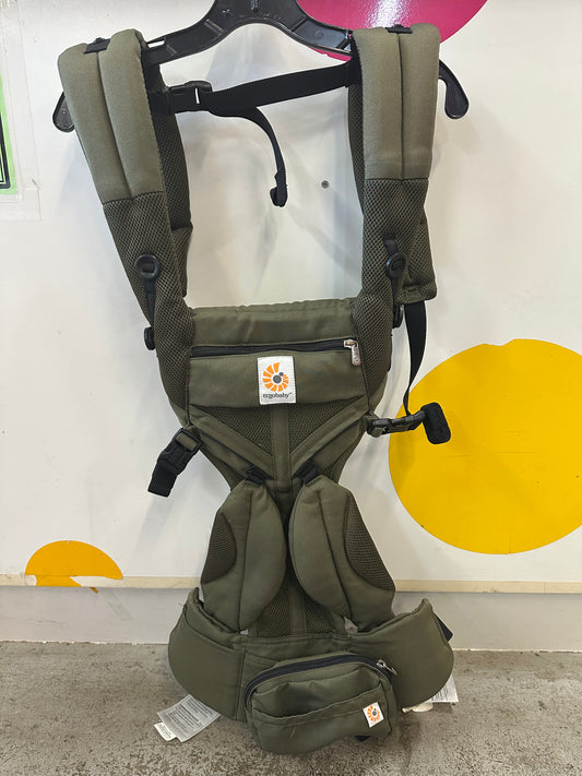 Ergobaby Omni 360 Cool Air Carrier, Green