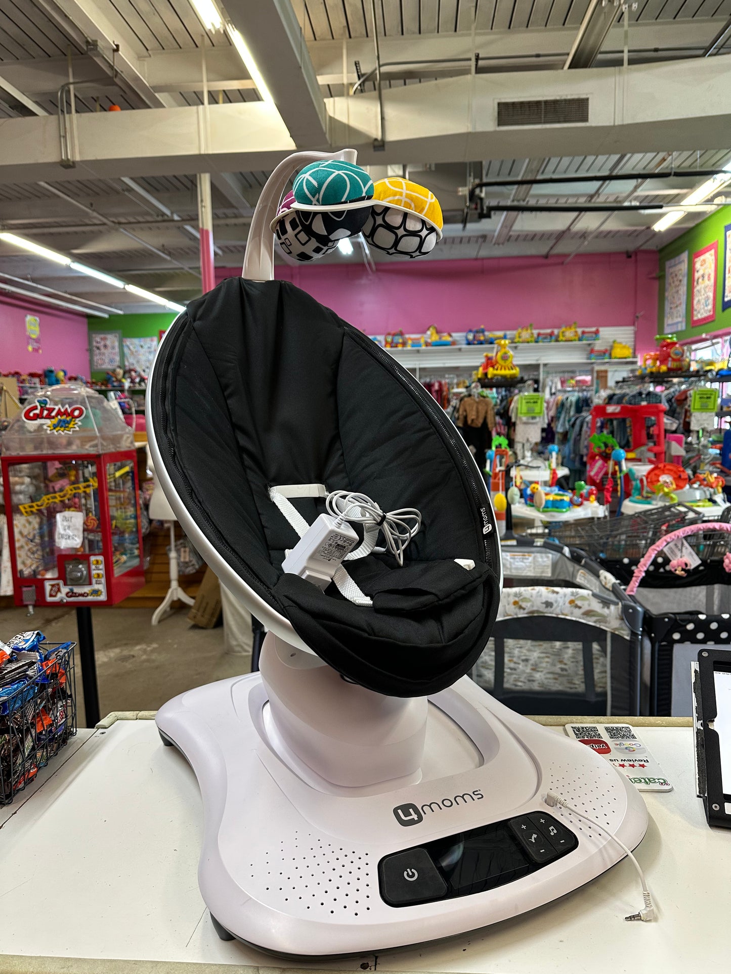 4Moms Mamaroo Swing