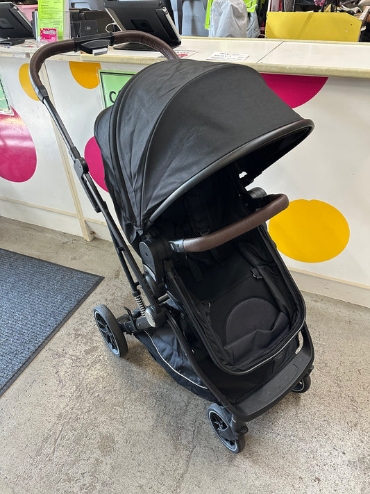 2-in-1 Convertible Stroller