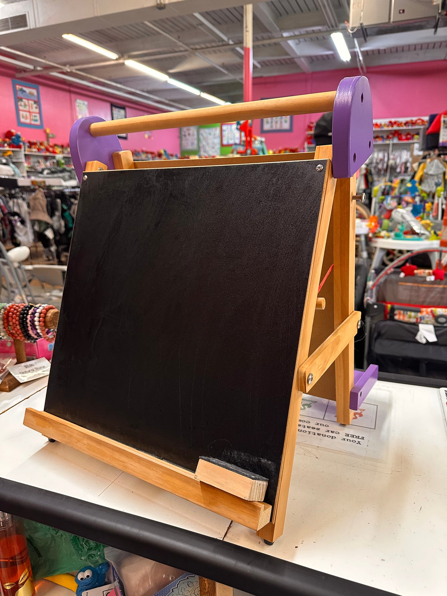 Tabletop Easel