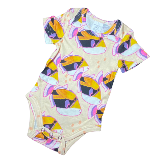 Classic Onesie - Humuhumu Love Pink: 18-24 M