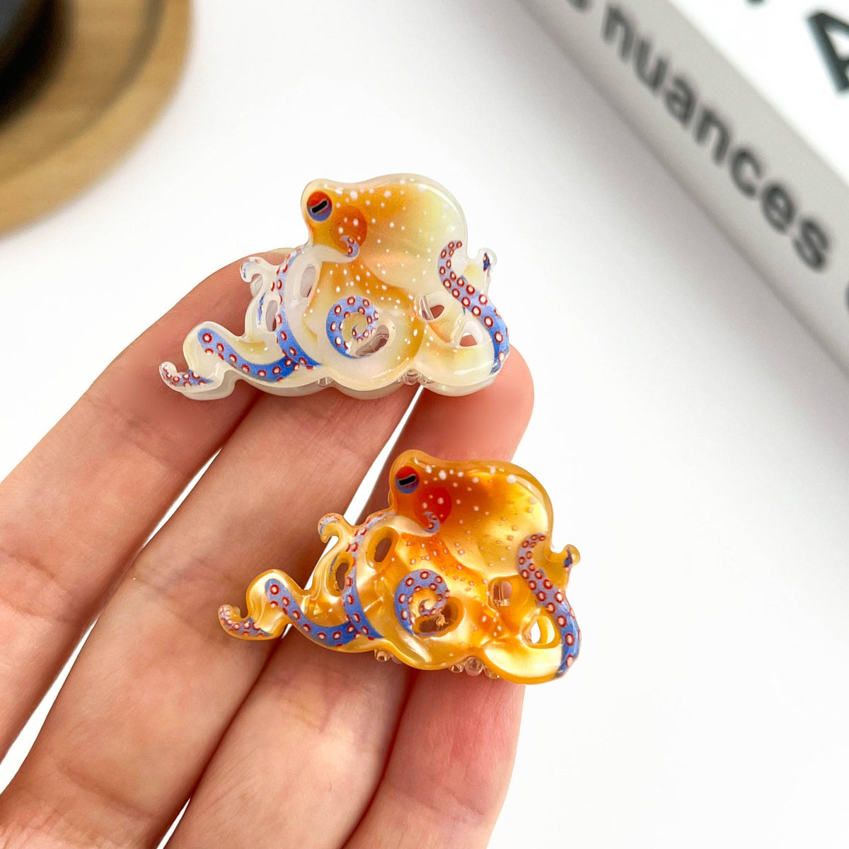 Blue Ring Octopus Hair Claw Clip, Ocean-Inspired Hair Clip: White / 1.2in