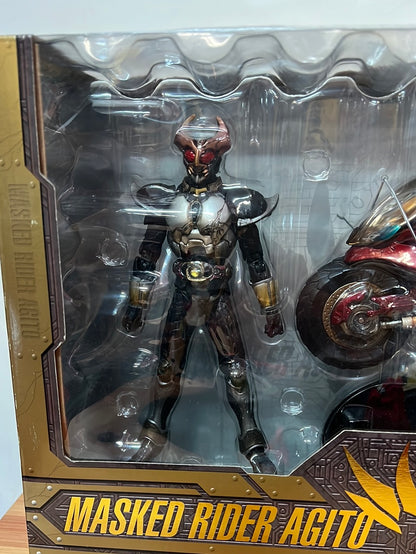 New Bandai Masked Rider Agito & Machine Tornador