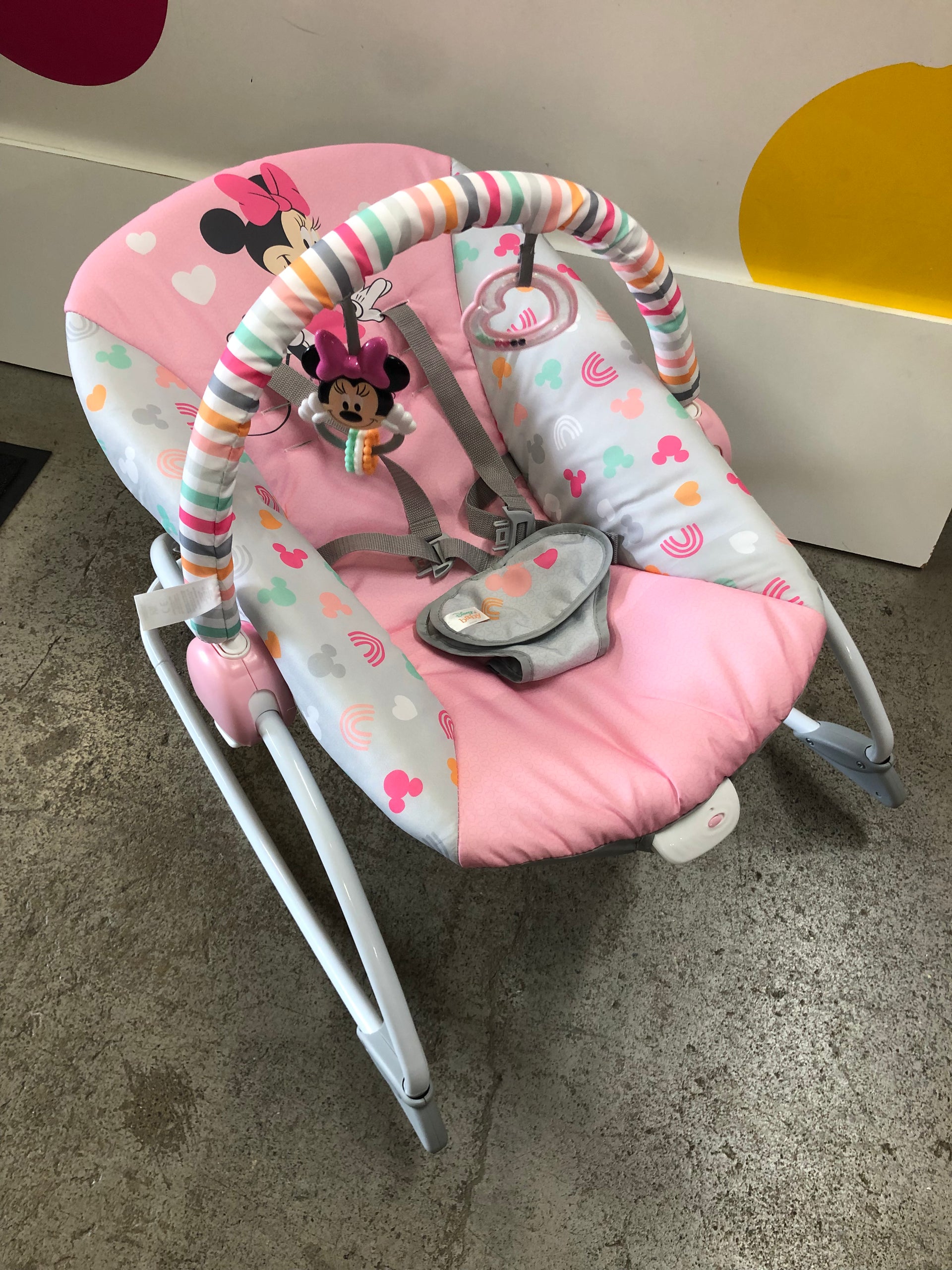 Minnie mouse sale rocker