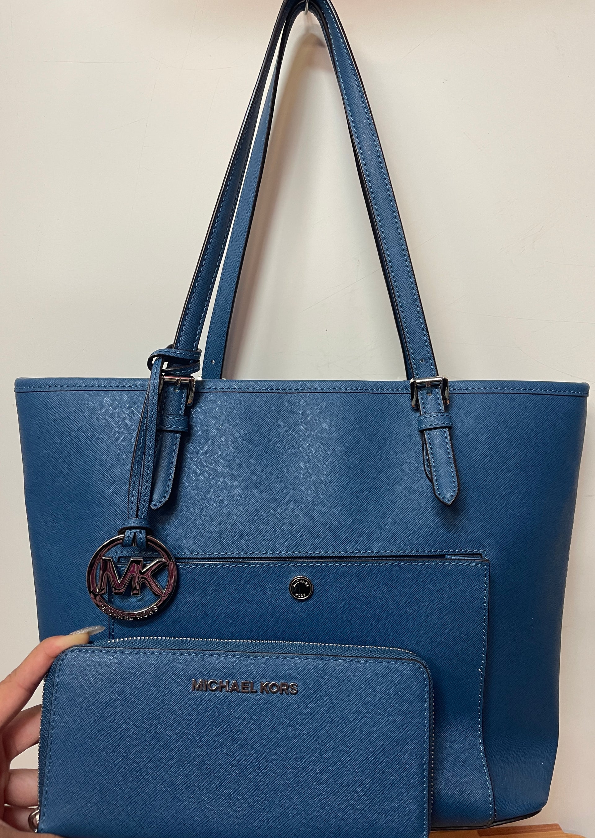 Michael Kors Purse, Navy Blue – Caterkids Hawaii