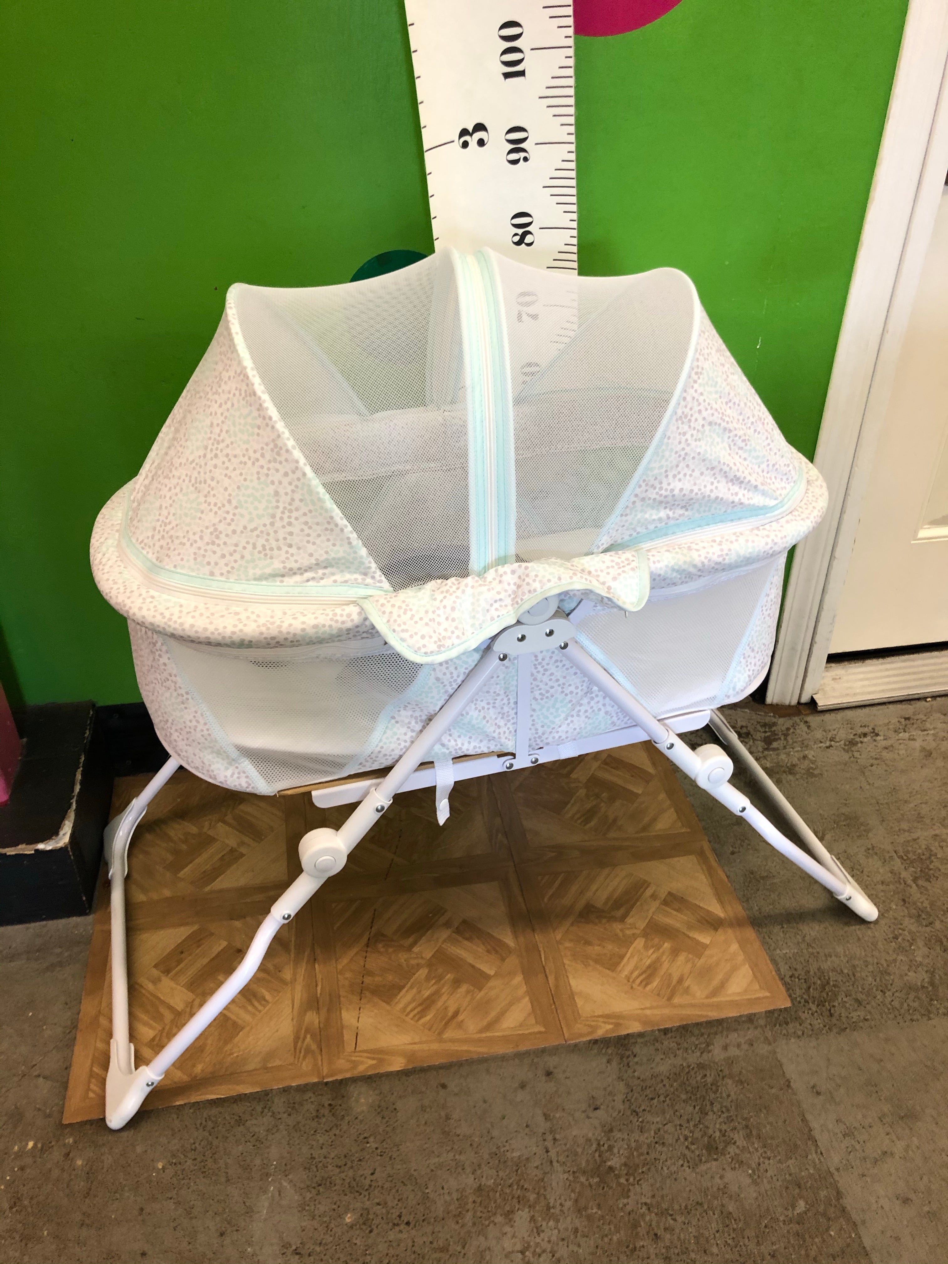 Delta portable outlet bassinet