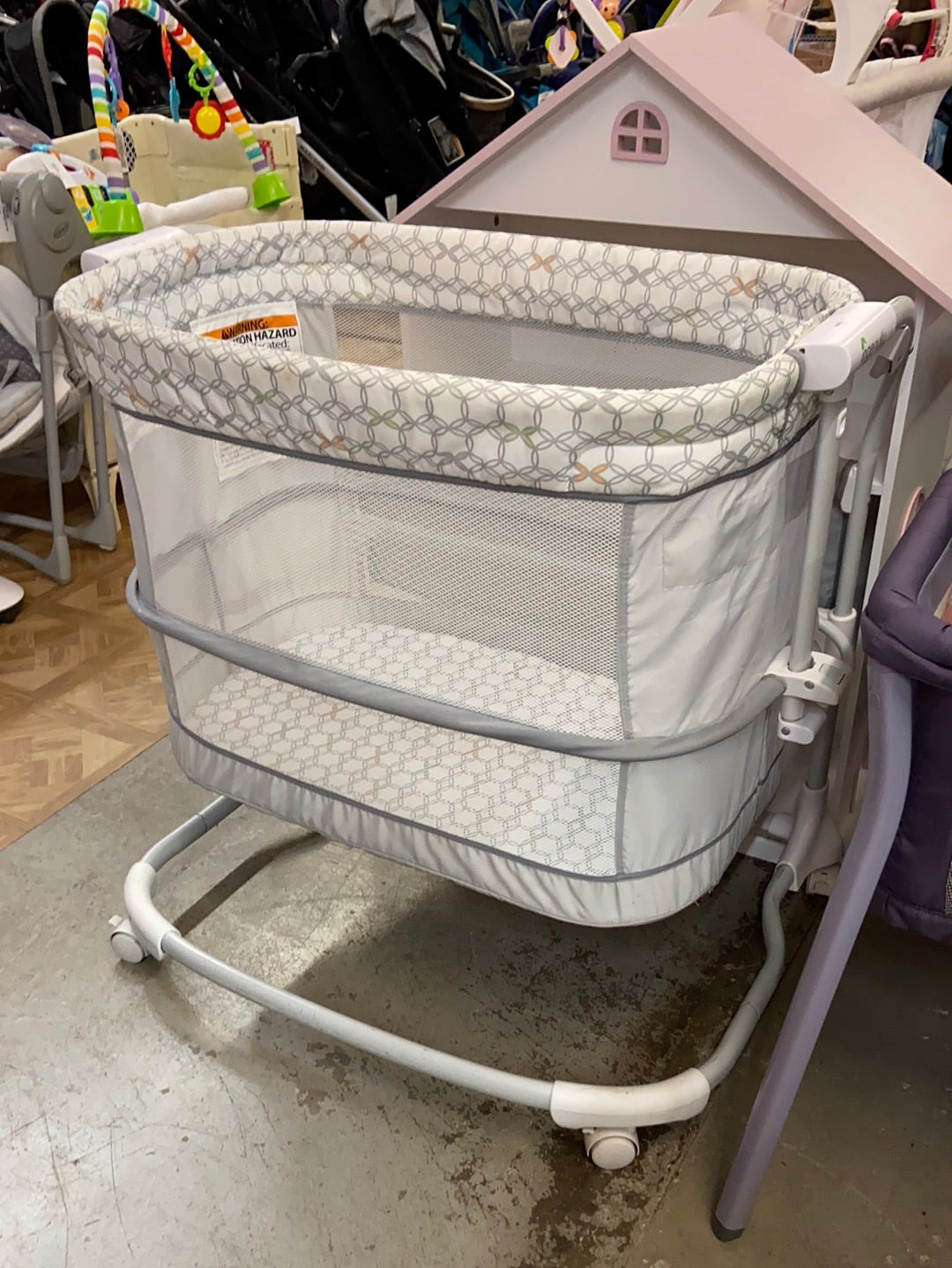 Ingenuity dream store and grow bassinet