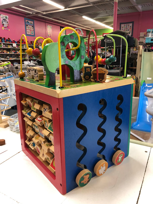 Battat Farm Animals Activity Cube